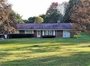 250 Ridge Rd, Valencia, PA 16059