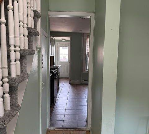 2nd image of 2129 Kennedy Blvd