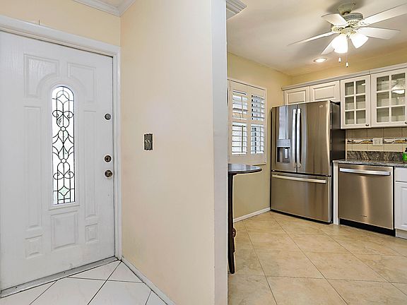 5th image of 152 LAKE ANNE Drive #152