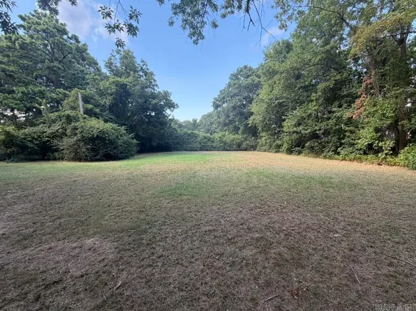 0 4th St, Conway, AR 72032