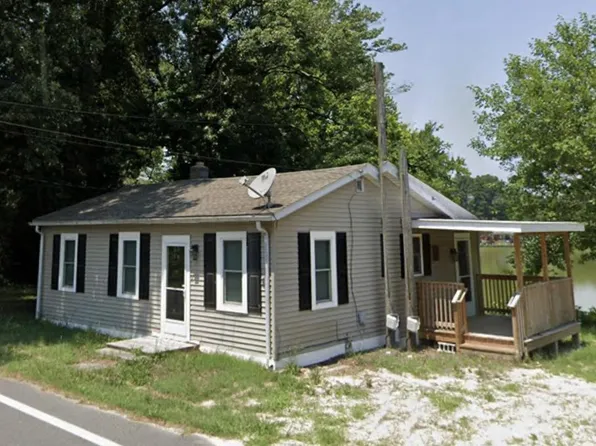 8537 Hearns Pond Rd, Seaford, DE 19973