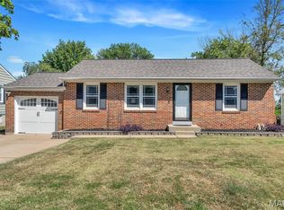 10945 Coral Ridge Dr, Saint Louis, MO 63123
