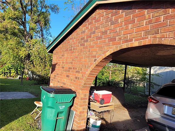 4th image of 1137 Marshall Dr