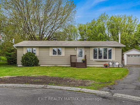 2nd image of 136 Martel Cres