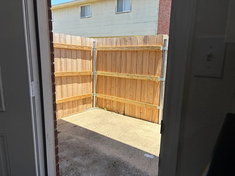 2812 Cantabrian Dr #A — Photo 36