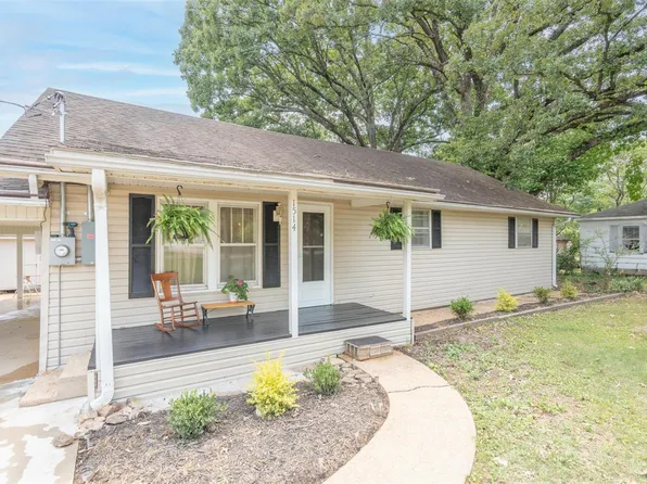 1514 Seifert Dr, Poplar Bluff, MO 63901