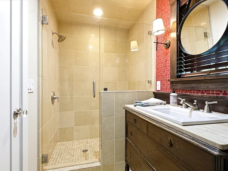 1418 E Federal Way — Photo 21