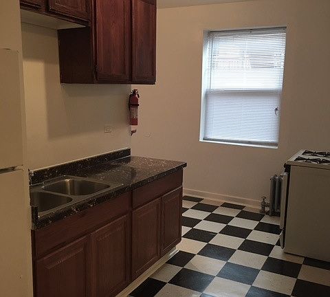 2nd image of 312 N Pine Ave APT 1B