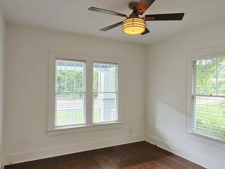 2123 Lyndon Ave — Photo 18