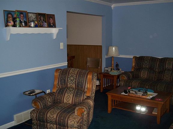 4th image of 27 McClelland Ave