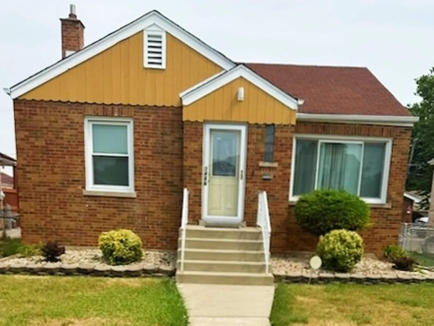 3426 W 83rd Pl photo 1