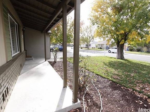2nd image of 4933 Carmen Way