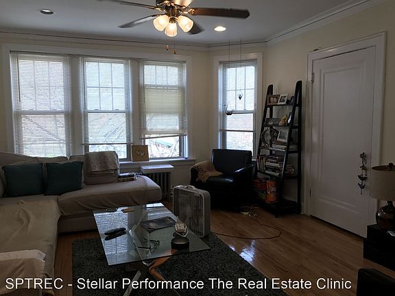 4th image of 324 S Maple Ave APT 3B