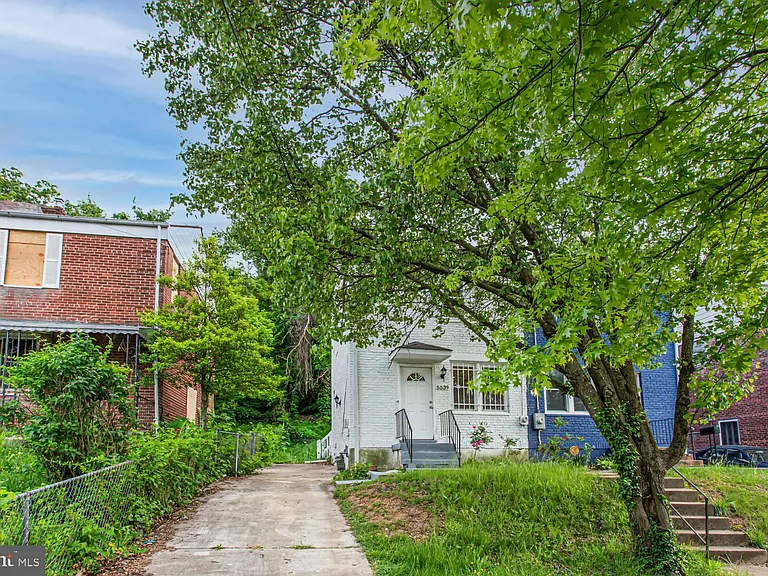 5539 Central Ave SE — Photo 2