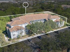 13953 Fairway Island Dr