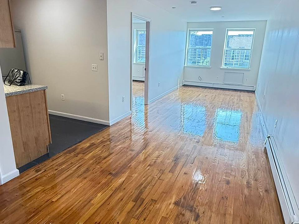 1st image of 1431 Park Pl APT 5
