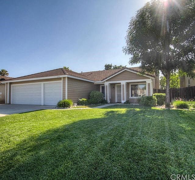 1st image of 29945 Oakbridge Dr