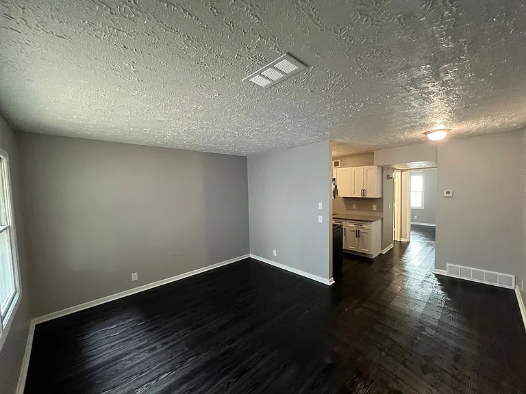 538 N 24th St — Photo 3