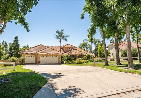 3rd image of 10687 Deer Canyon Dr