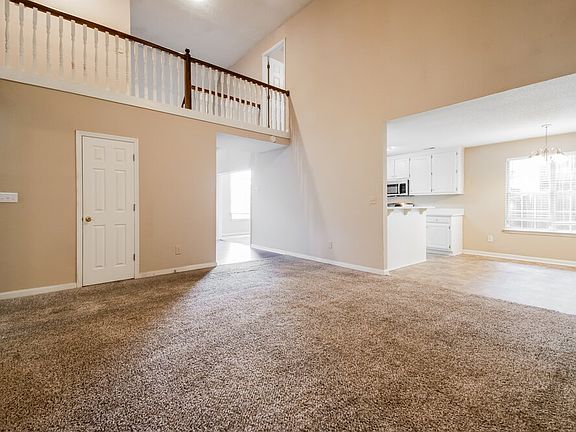 5th image of 4713 Vineyard Ct SE