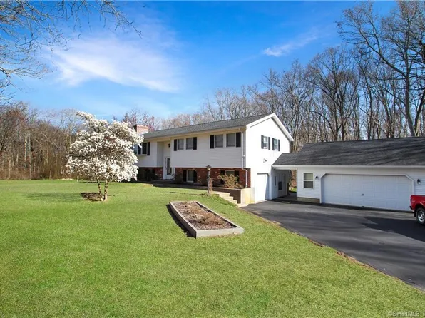 153 Norwich Avenue, Lebanon, CT 06249