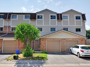 11 Harrisford St #70, Hamilton, ON L8K 6L7