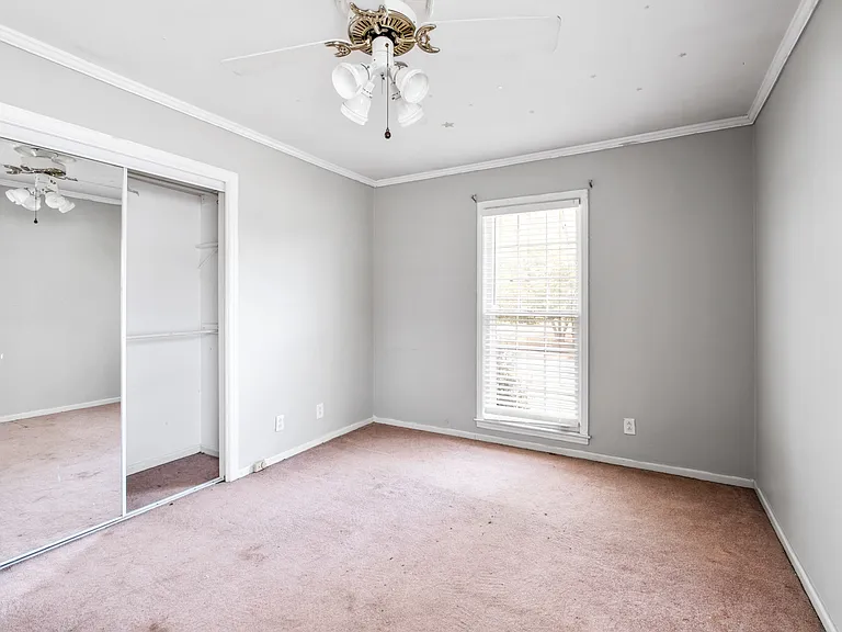 4536 S Beechwood Dr — Photo 3
