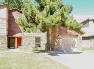 819 Swan Lake Rd, Edmond, OK 73003