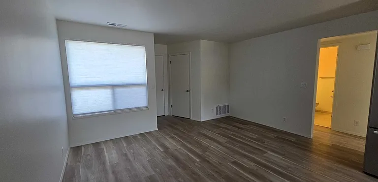 1583 E Stratford Ave #2 — Photo 1