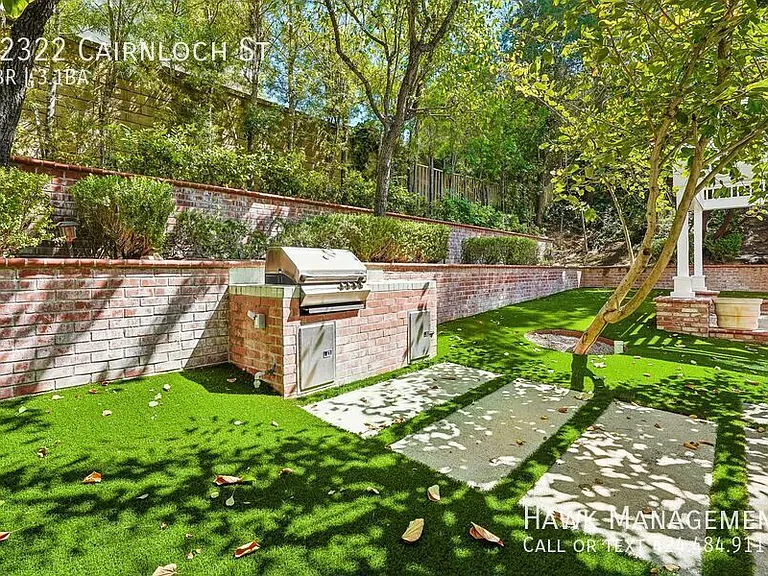 22322 Cairnloch St — Photo 66