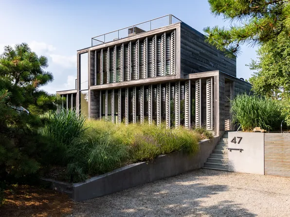 47 Treasure Island Dr, Amagansett, NY 11930
