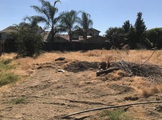 977 N Canyon Dr, Modesto, CA 95351