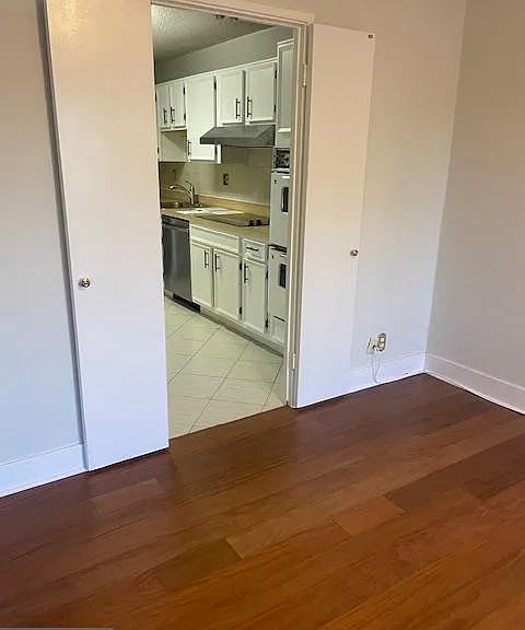 8340 Greensboro Dr #221 — Photo 13