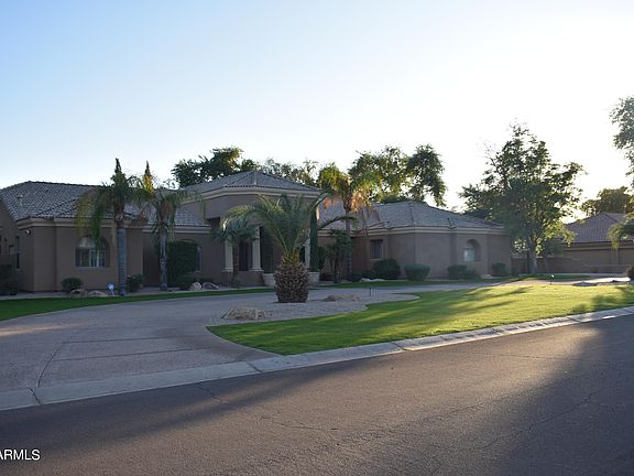 2nd image of 10509 E Sunnyside Dr