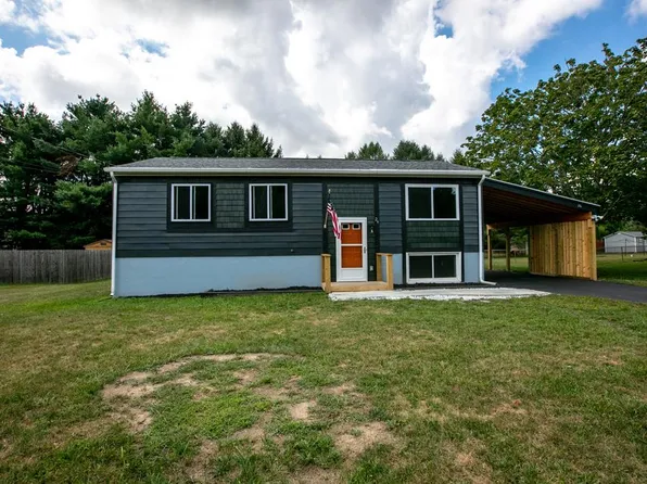 26 Red Wing Ln, Horseheads, NY 14845