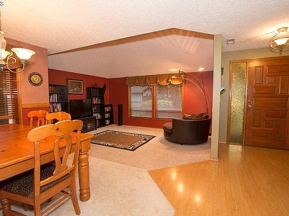 5th image of 14905 NE 78th St