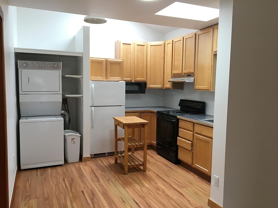 1st image of 3550 Haines St