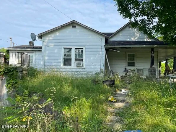 696 Wooldridge Ln, Jellico, TN 37762