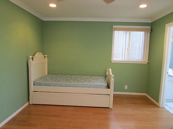 5th image of 821 San Jose Pl