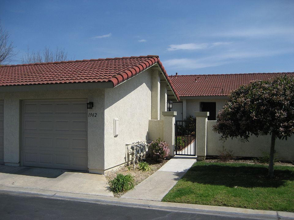 Welcome to 1962 Springdale Lane