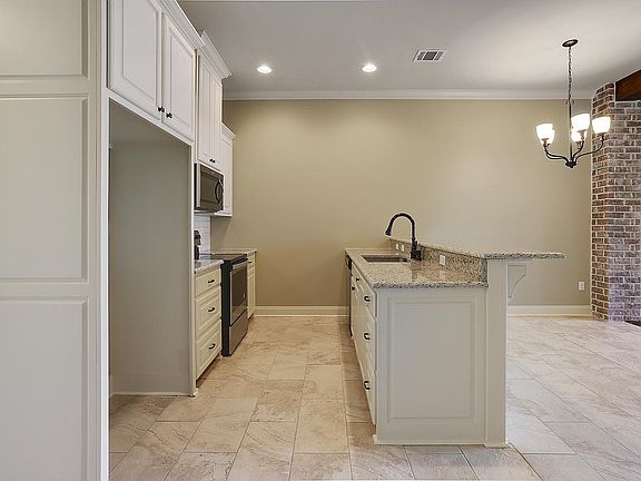 5th image of 38048 Natchez Ct #6