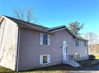 435 County Route 56, New Hampton, NY 10958