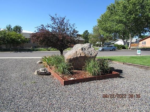 3rd image of 75 Derek Dr