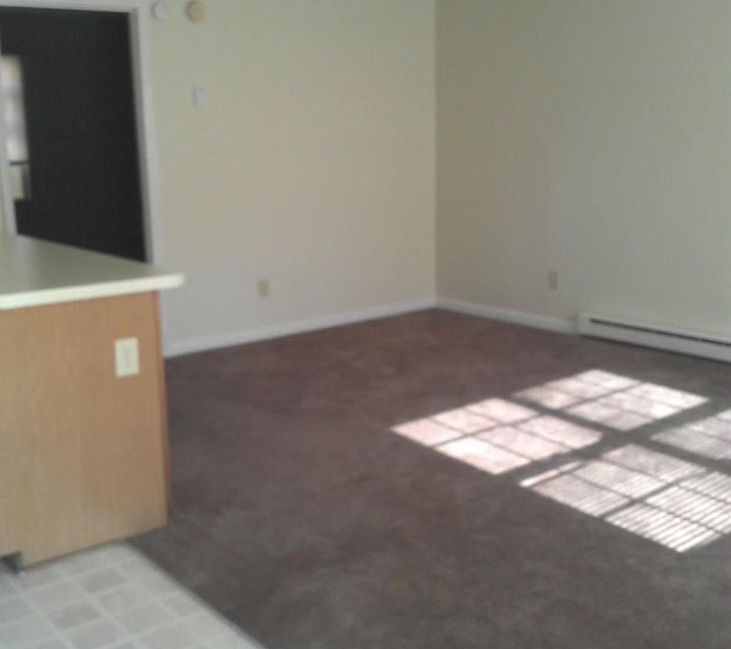 2nd image of 624 Sunset Ave APT K
