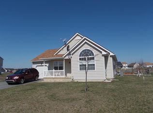 18 Vincent Ct, Smyrna, DE 19977