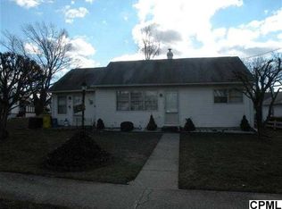 8 Wayne Cir, Camp Hill, PA