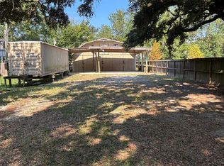 332 Reppert St, Bacliff, TX 77518
