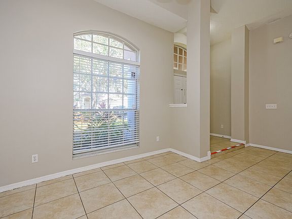 5th image of 2331 Laurel Pine Ln