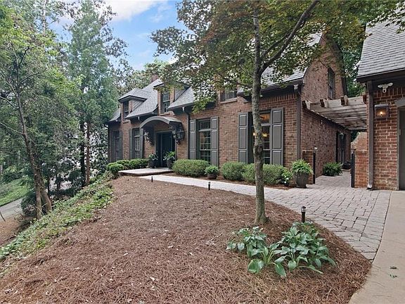 3rd image of 6095 River Chase Cir NW