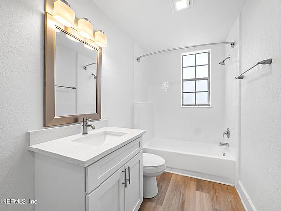 5th image of 931 RUBEL Street